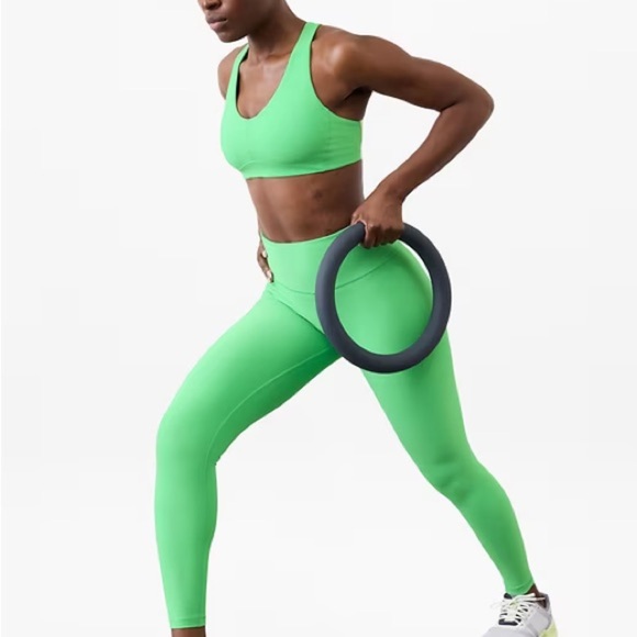 NWT Athleta Interval Tight Leggings In Valley Green Size Small Petite - Picture 1 of 9